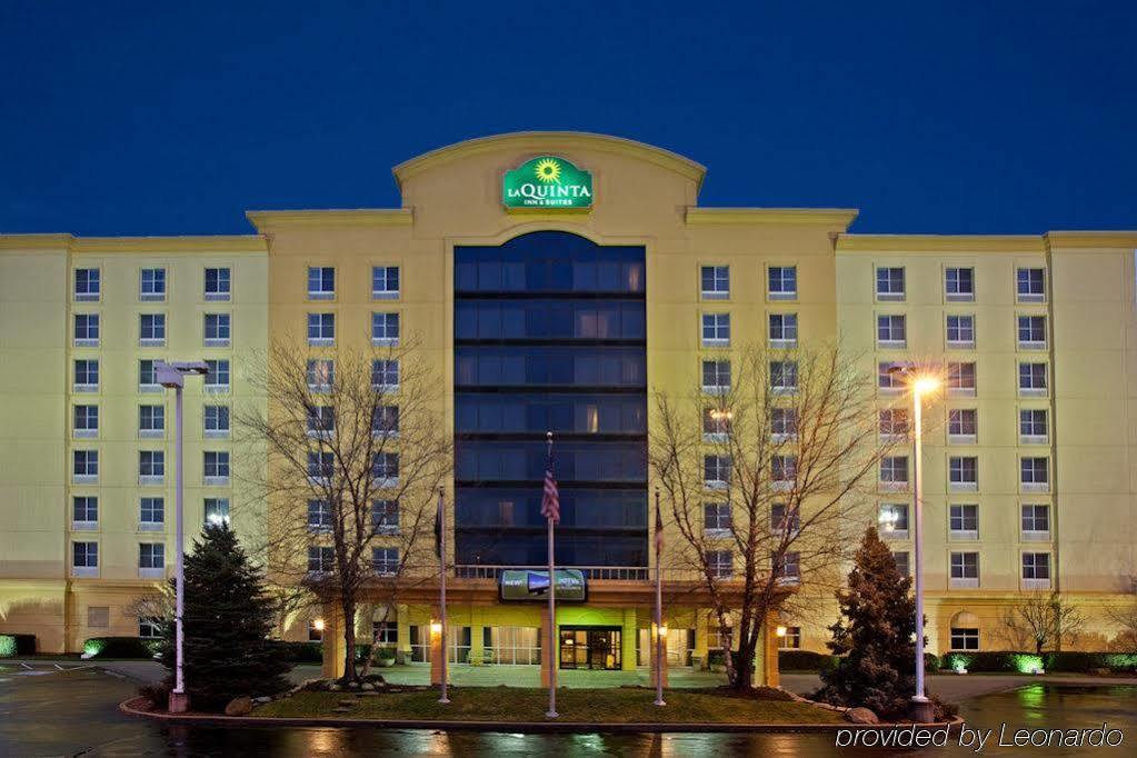 La Quinta By Wyndham Cincinnati Шаронвилл Экстерьер фото